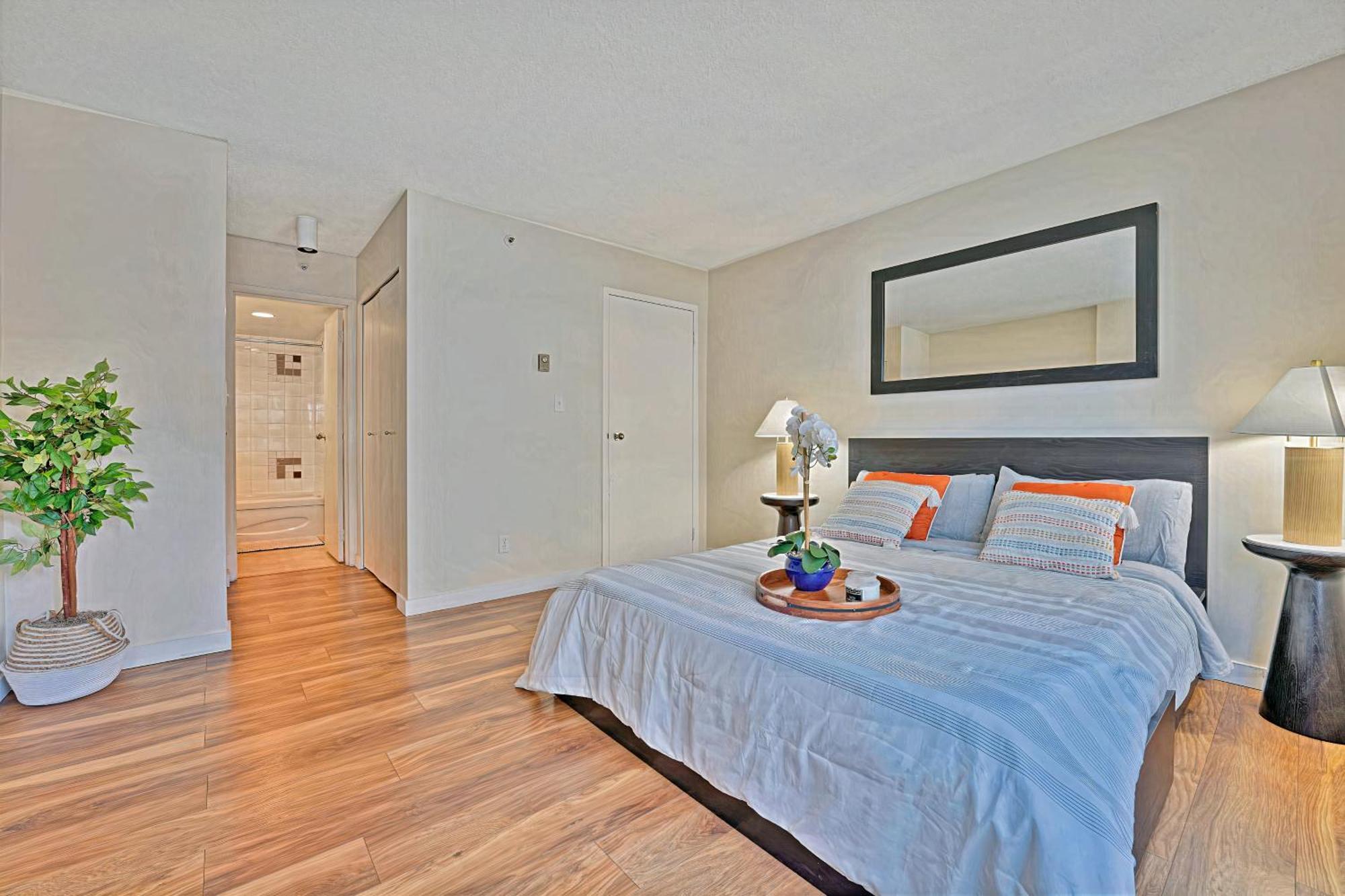 וונקובר Prime Location Stylish Two-Bedroom Apartment Overlooking Downtown מראה חיצוני תמונה
